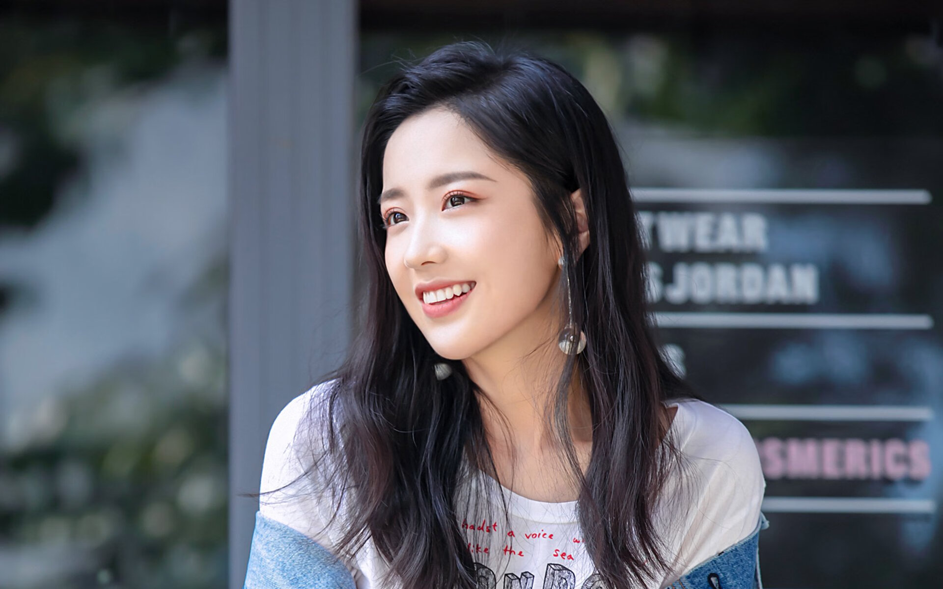 Jiu You-_老鹰凭借快速反击赢得比赛_，老鹰能赢吗